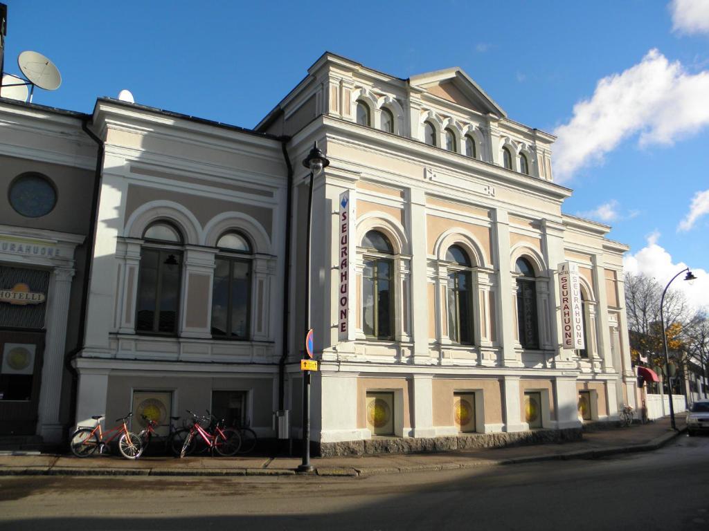 Haminan Seurahuone Hotel Buitenkant foto