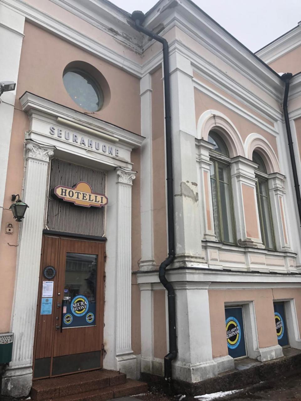 Haminan Seurahuone Hotel Buitenkant foto