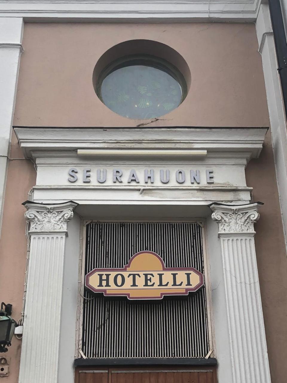 Haminan Seurahuone Hotel Buitenkant foto